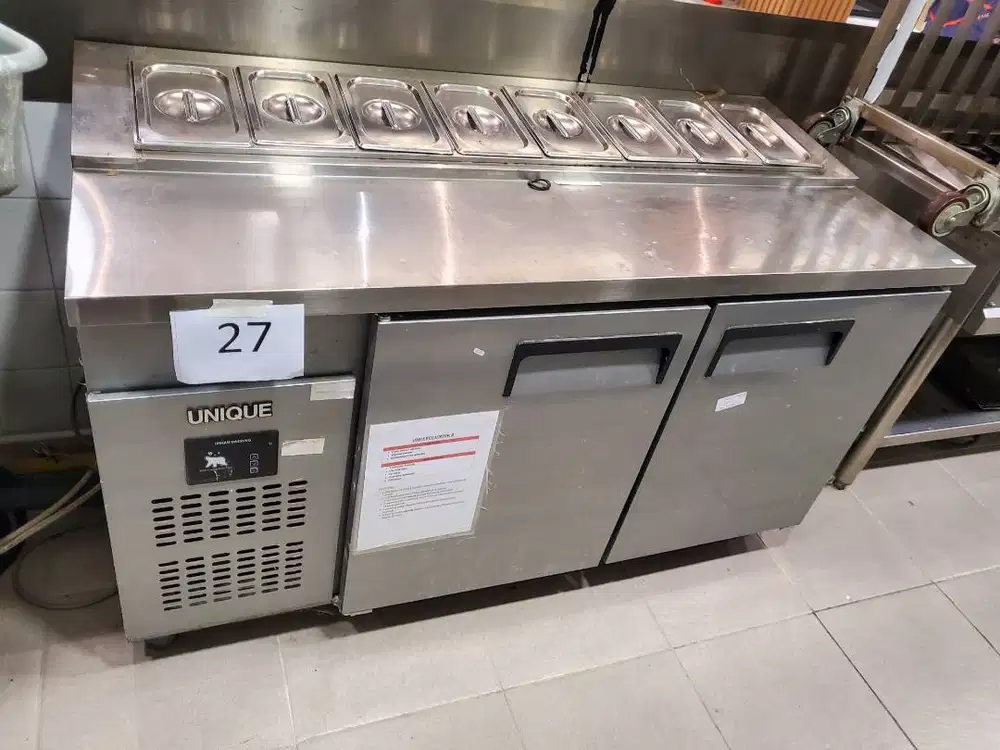 Undercounter Chiller  ( include Pan 1/4*8)