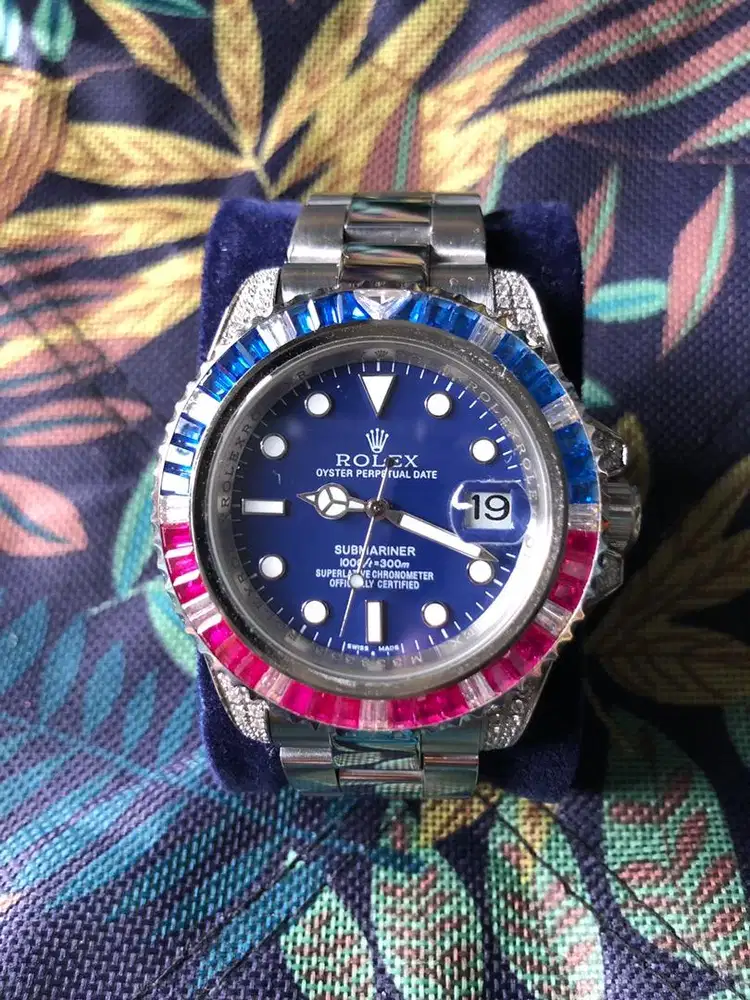 For sale watch brand rolex submarine diamond
