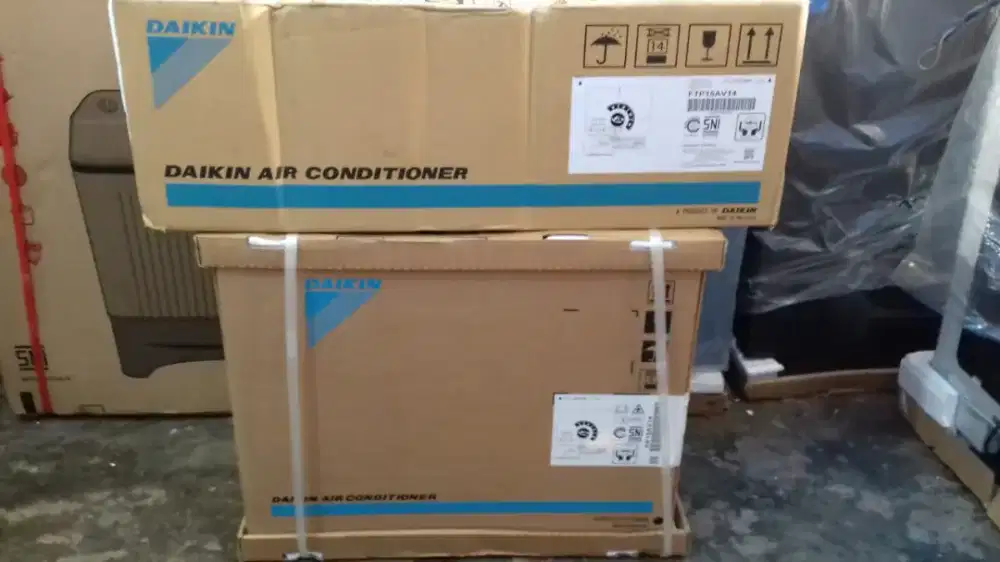 AC DAIKIN 1/2 PK Indonesia terbaru ( Ftp15av) + pemasangan dan bahan
