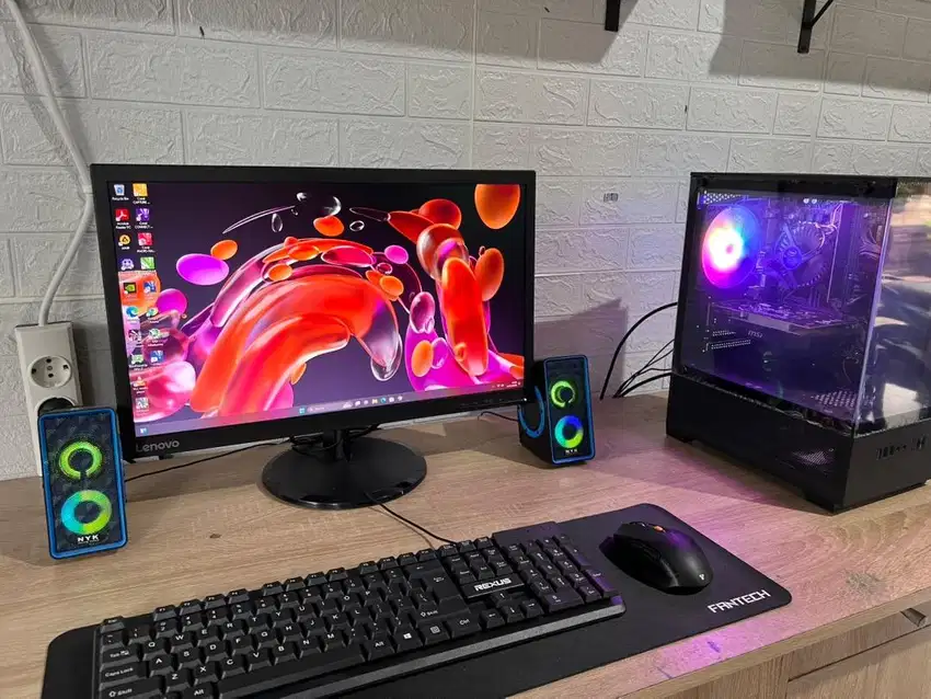 Komputer pc gaming editing intel core i5 gen 8 ram 16 vga 4 monitor 22