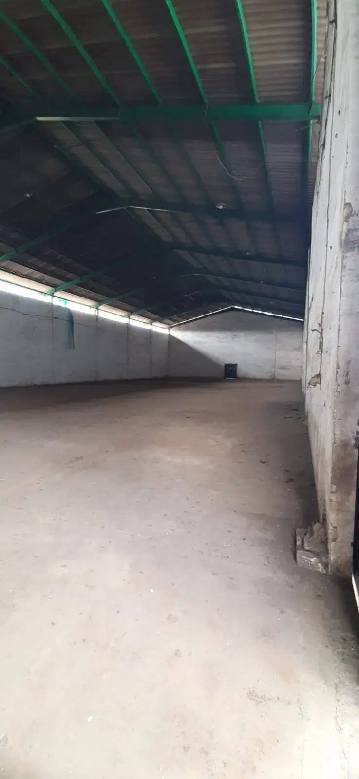 Disewakan Gudang + Kantor parkir luas akses Kontainer 5 mnt ke Tol