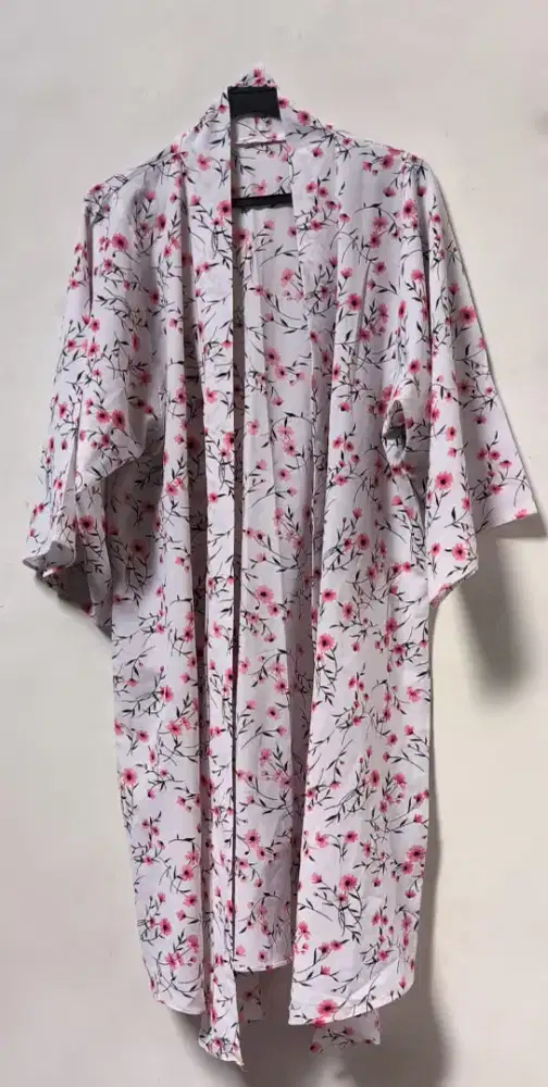 Baju wanita jarang pakai