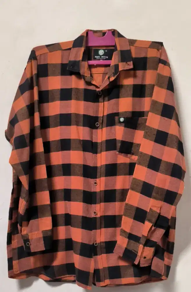 Kemeja pria jarang pakai