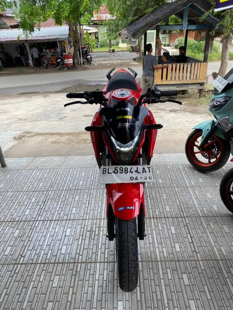 Di jual honda CB150R tahun 2016