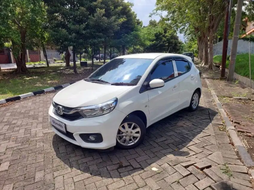 DP RENDAH Honda Brio Satya 1.2 E Bensin-AT 2022 PUTIH DAF