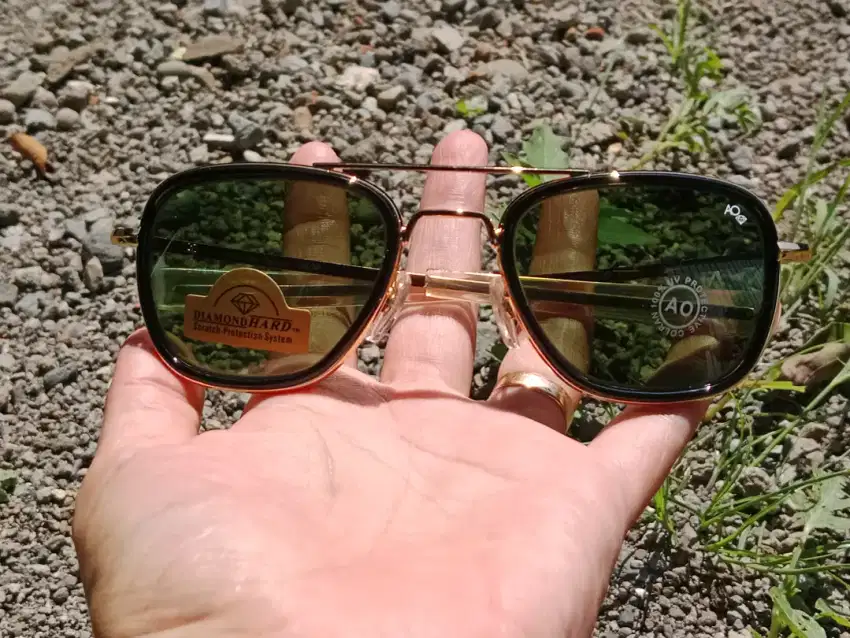 Kacamata AO gold green