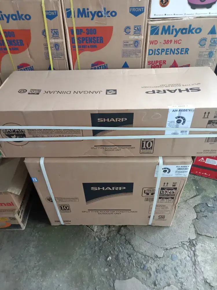 AC SHARP 1/2 PK Low Watt (Ah-05BEY) + pemasangan dan bahan