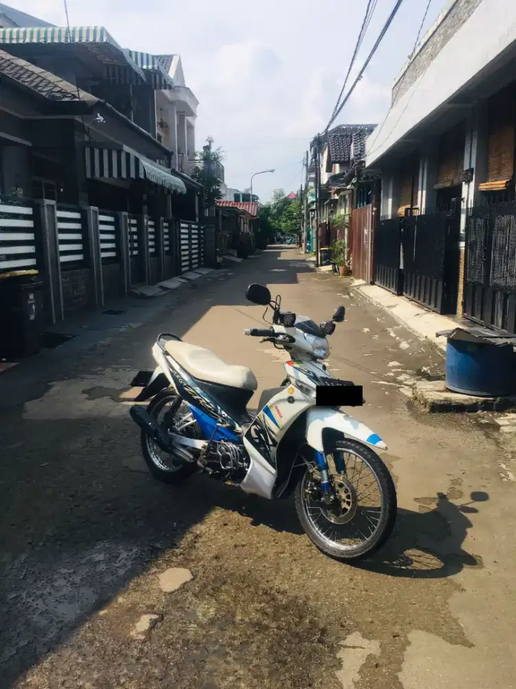 DIJUAL Yamaha Vega ZR 2010