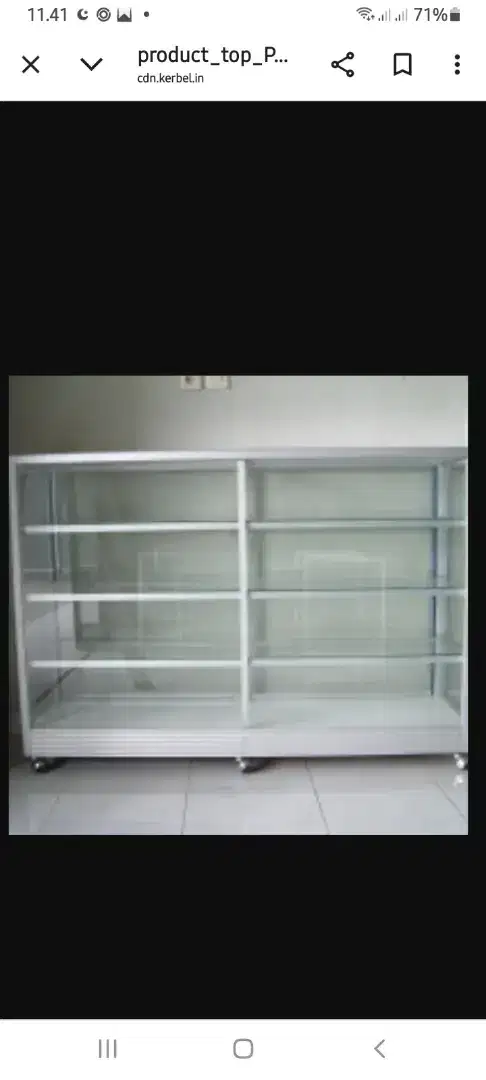 BUTUH UANG DI JUAL 2 ETALASE