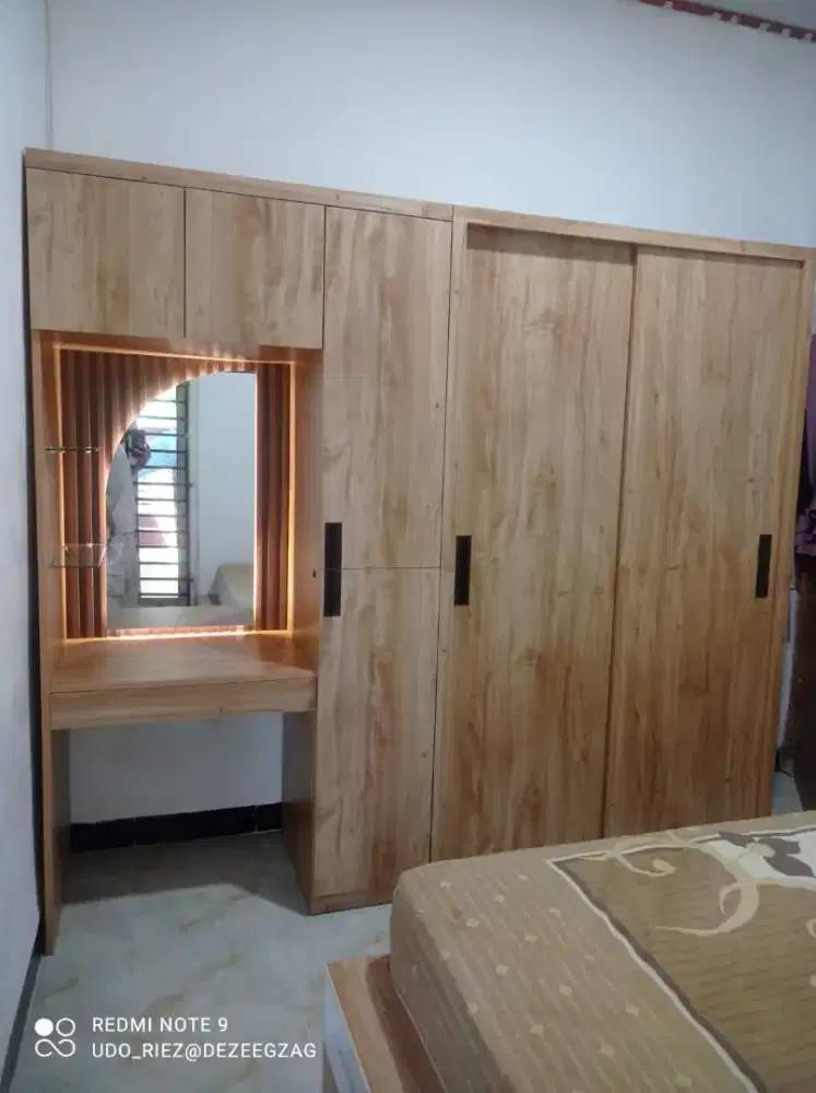 Lemari pakaian , Meja rias ,  Buffet , backdrop , kitchen set