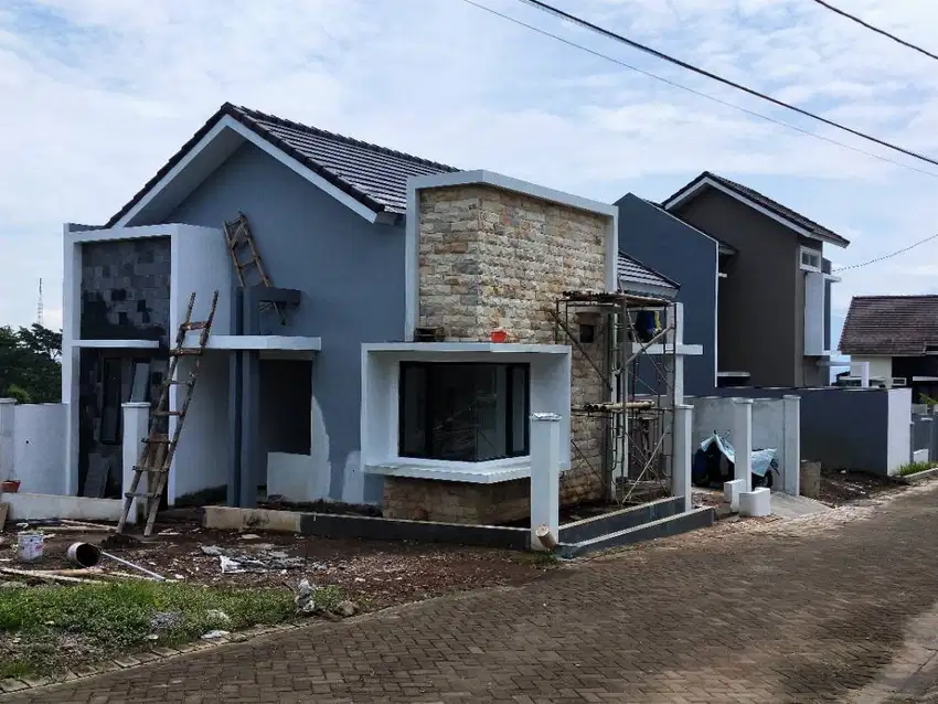 Rumah Hook Pojok Murah Tanah Luas type 70 Kamar 3 Promo SHM di Malang