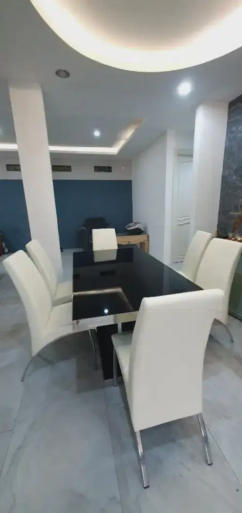 Kursi makan set Informa Neo Hamilton Hobson set 6 kursi second