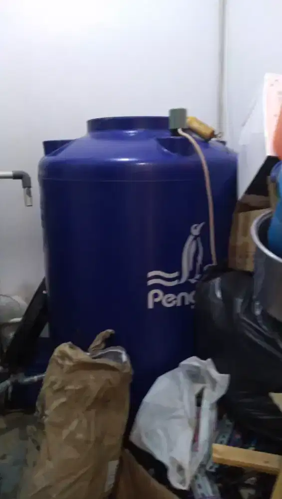 Kuras toren air panggilan