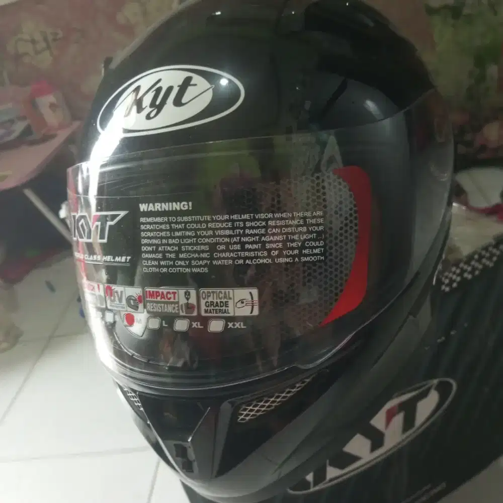KYT k2R visor size m
