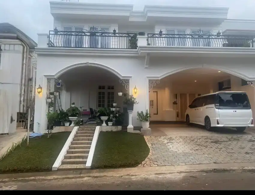 Dijual Rumah Siap Huni Plus Swimming Pool di Kota Wisata Cibubur
