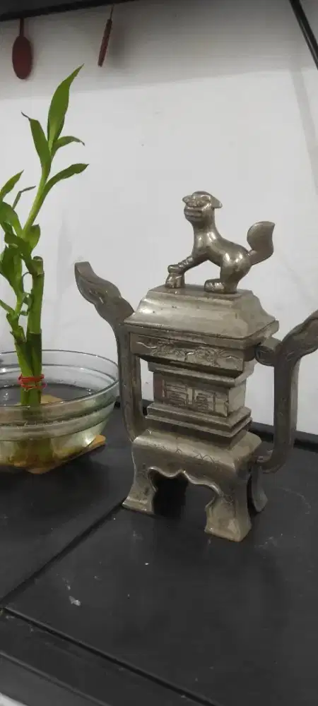 Pajangan Abu China Killin Kuno