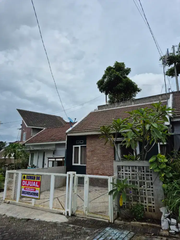 Dijual Rumah minimalis industrial