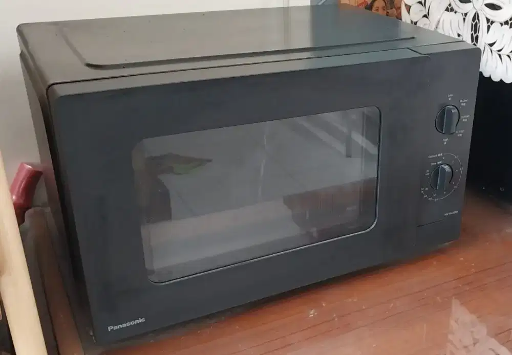 Microwave Panasonic model NN-SM32NB(TTE) kap. 25Ltr, nego tipis