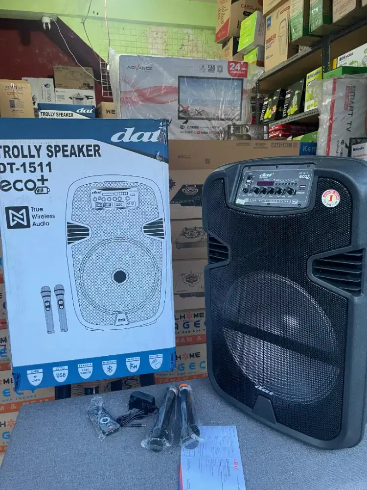 Baru merk DAT speaker troly karaoke jumbo 15 inch udah isi 2 mic