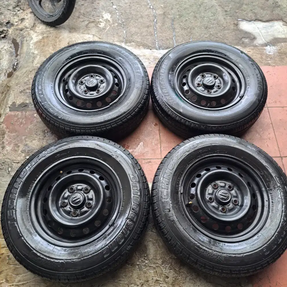 Velg ring 14 original apv cocok buat innova new cary gran max