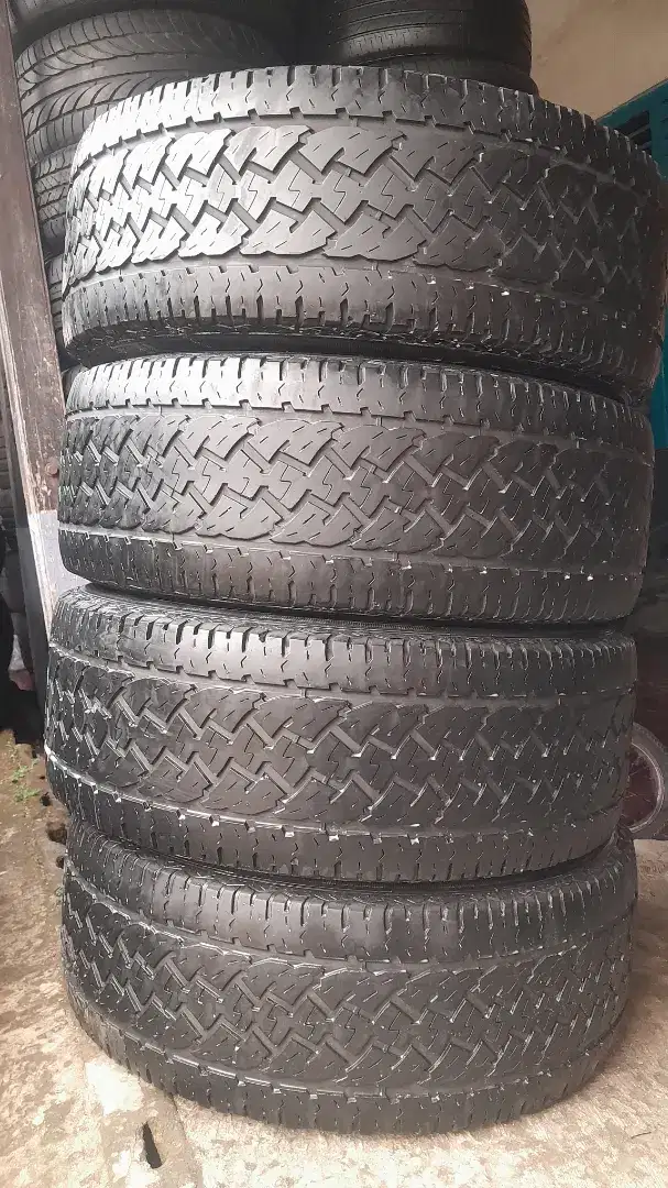 Ban copotan Fortuner Goodyer wlangler 265/60 R18 80% 2021..4pcs