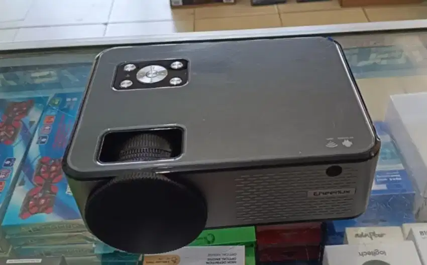 Lcd proyektor Cheerlux C9 android+wifi