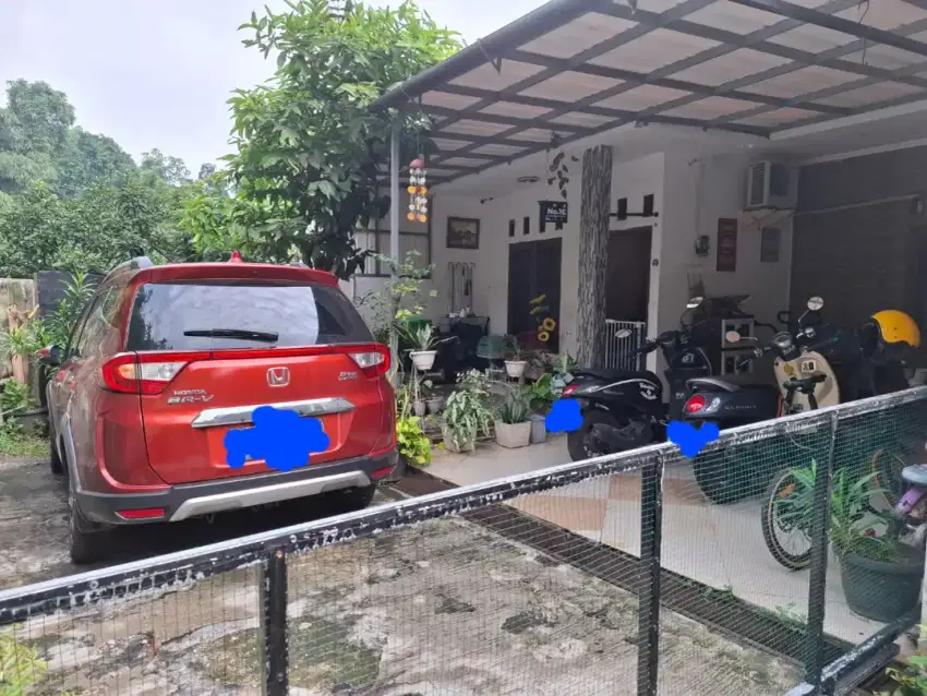 Di jual rumah di kav ui tanah baru depok