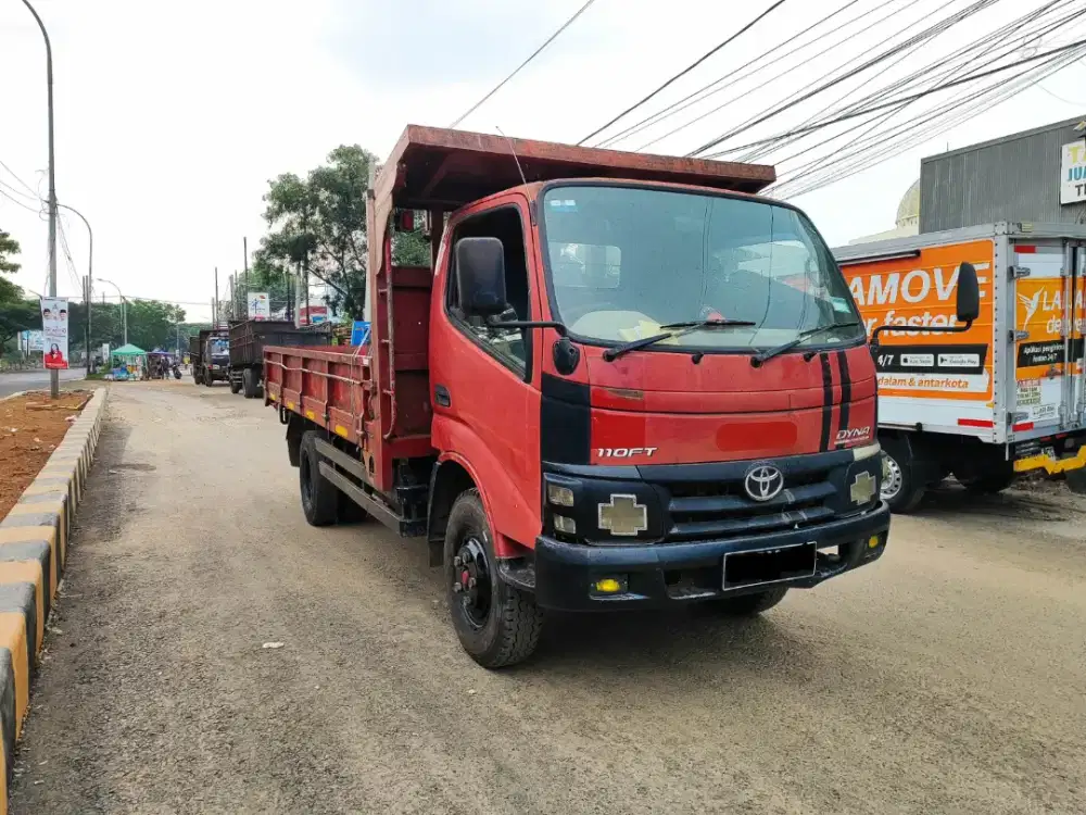 Toyota Dyna 110ET 6 Roda Bak Besi 2012