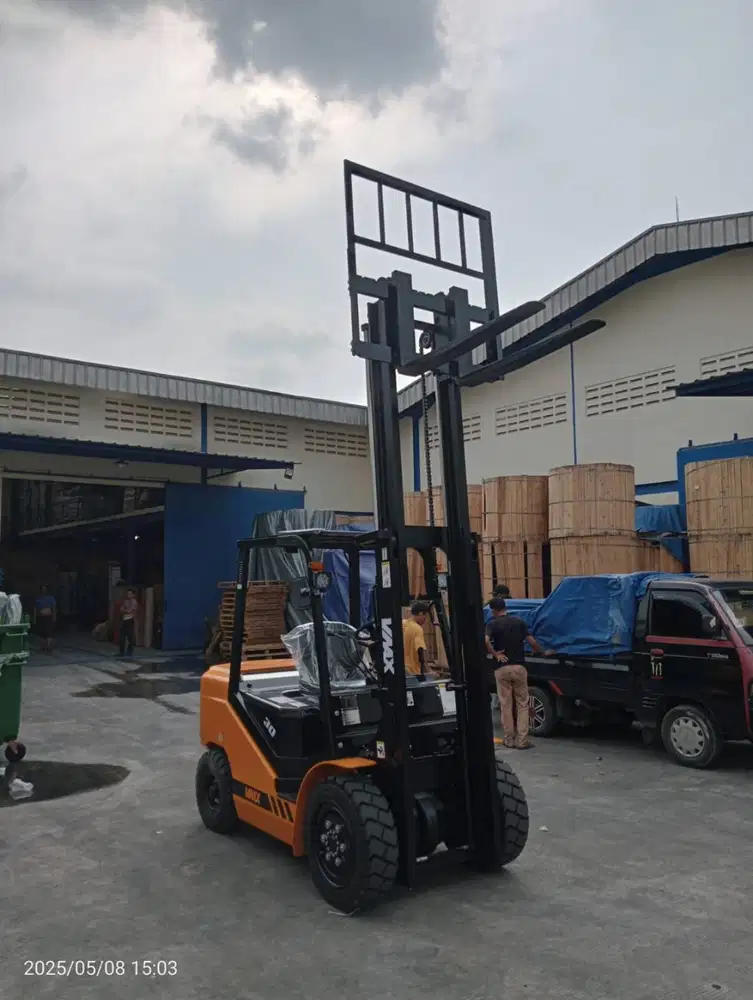 Forklift Diesel VMA 3 Ton Mesin ISUZU C240 Matic