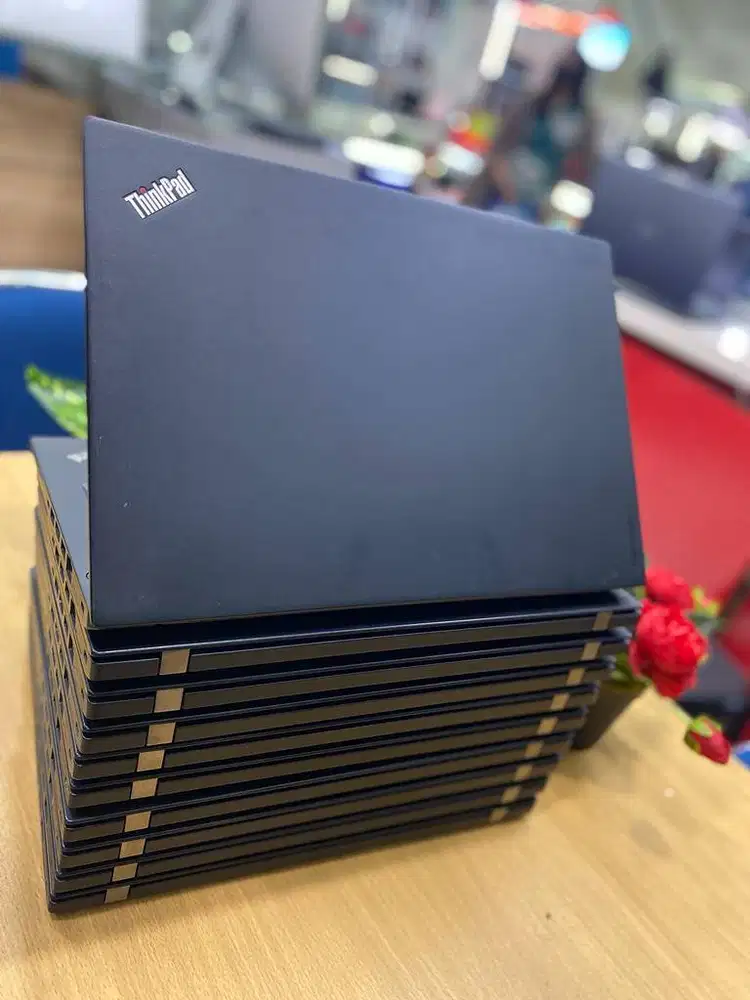 Laptop Murah Lenovo slim X390 Core i7 Gen8 Ram 16/256Gb kuliah kerja W