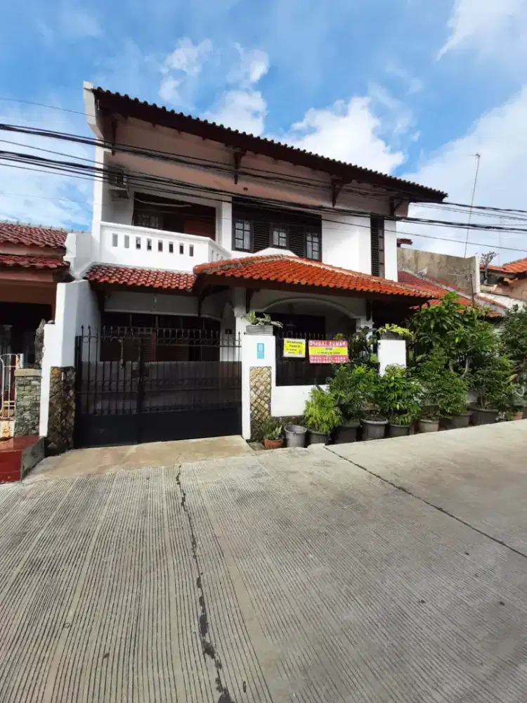 DIJUAL CEPAT RUMAH SECOND JATIWARINGIN