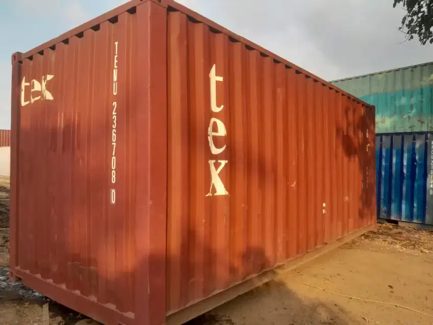 CONTAINER BEKAS 20 FEET
