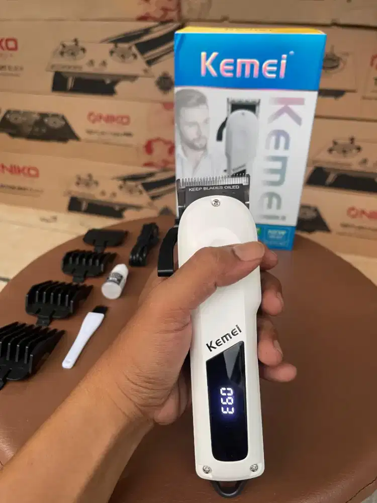 Original clipper cukur rambut merk KEMEI original
