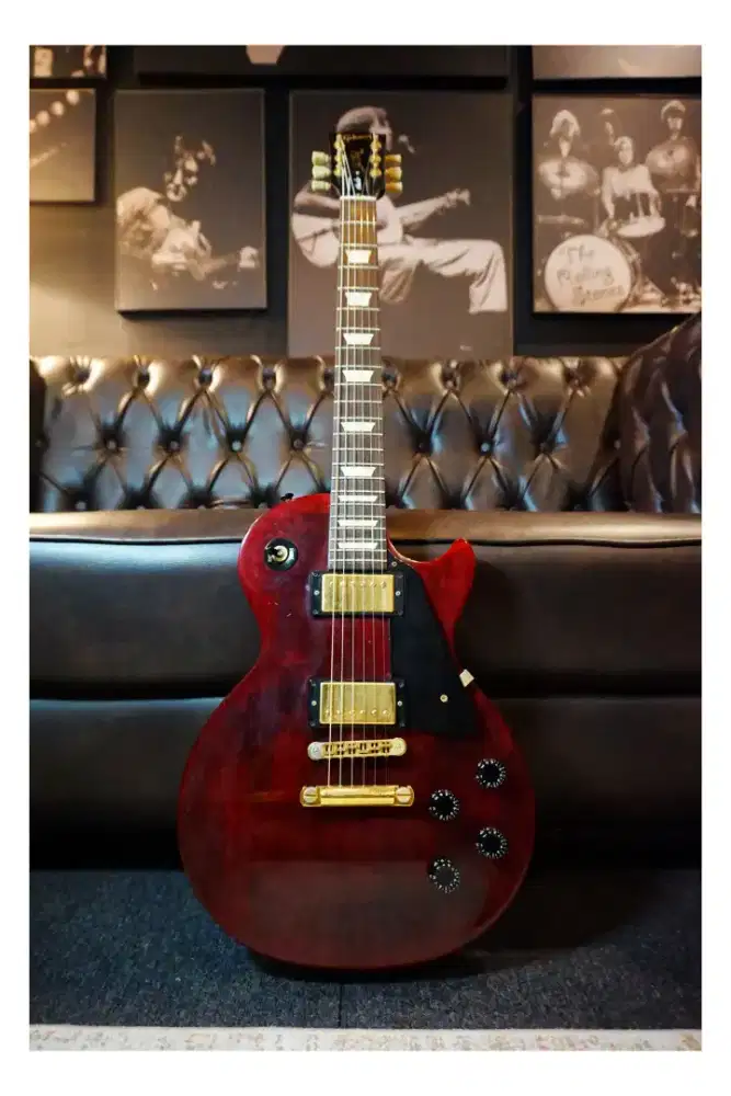 Gibson Les Paul Studio Red wine plus hardcase original