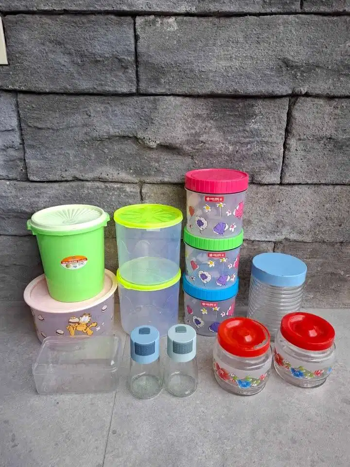 Toples Bekas Layak Pakai