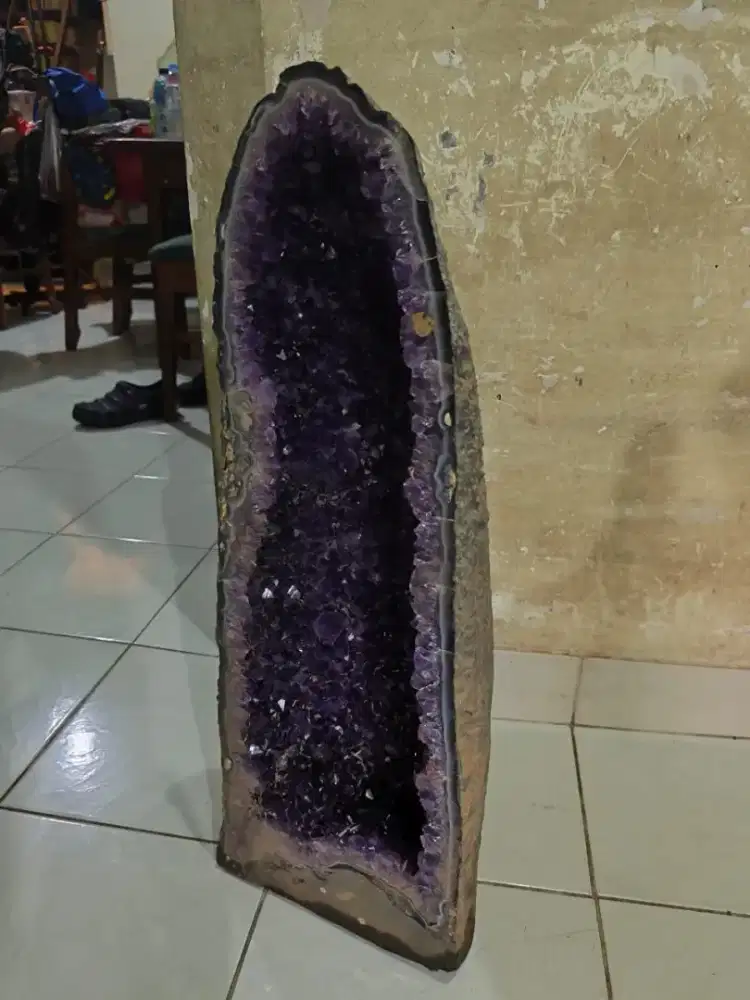 Batu Kristal Geode Amethyst Asli Tinggi 70–75cm