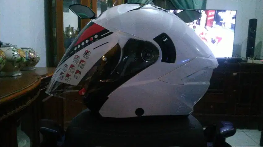 Helm half face KYT nfj white
