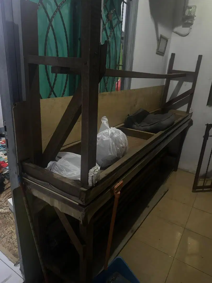 Jual kursi kayu buat dagang