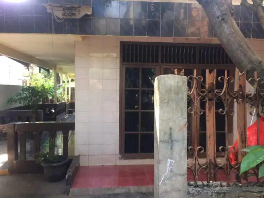 Dijual Rumah Kondisi Apa Adanya di Ragunan Jakarta Selatan