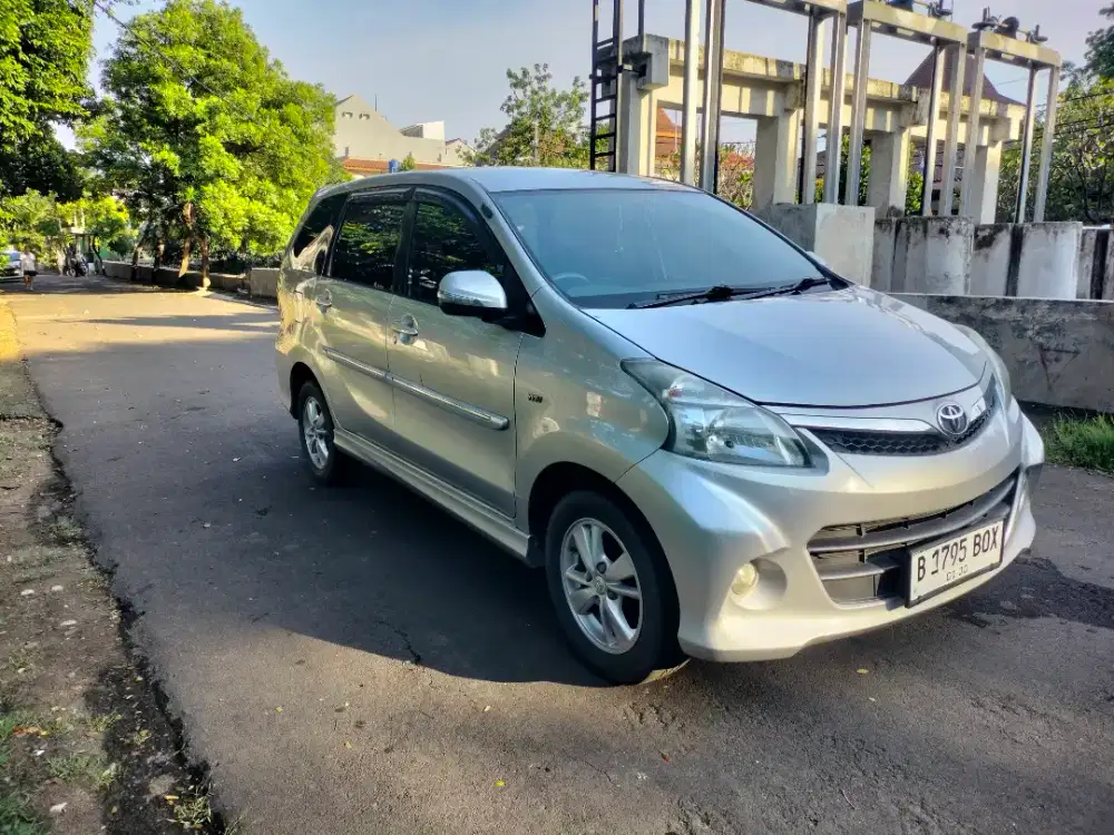 Avanza Veloz matic 2011 Istimewa