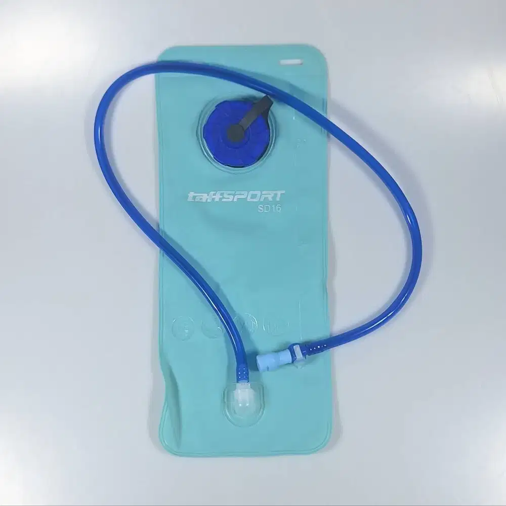 Kantong Air Minum Olahraga 2L