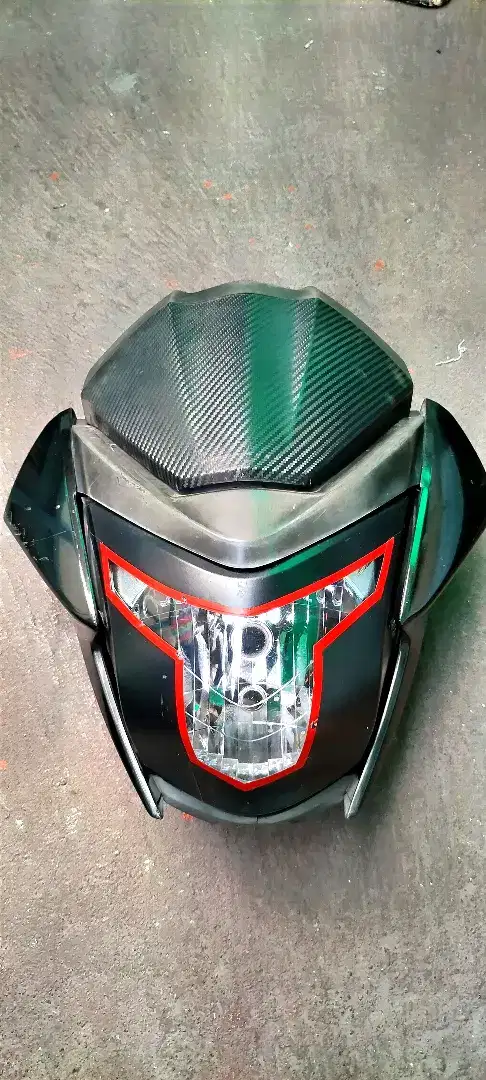 Batok lampu megapro mono