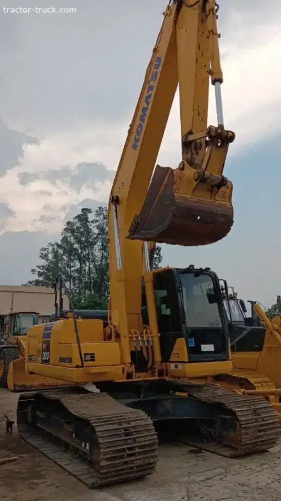 Excavator Komatsu PC200-10M0 CE Tahun 2022