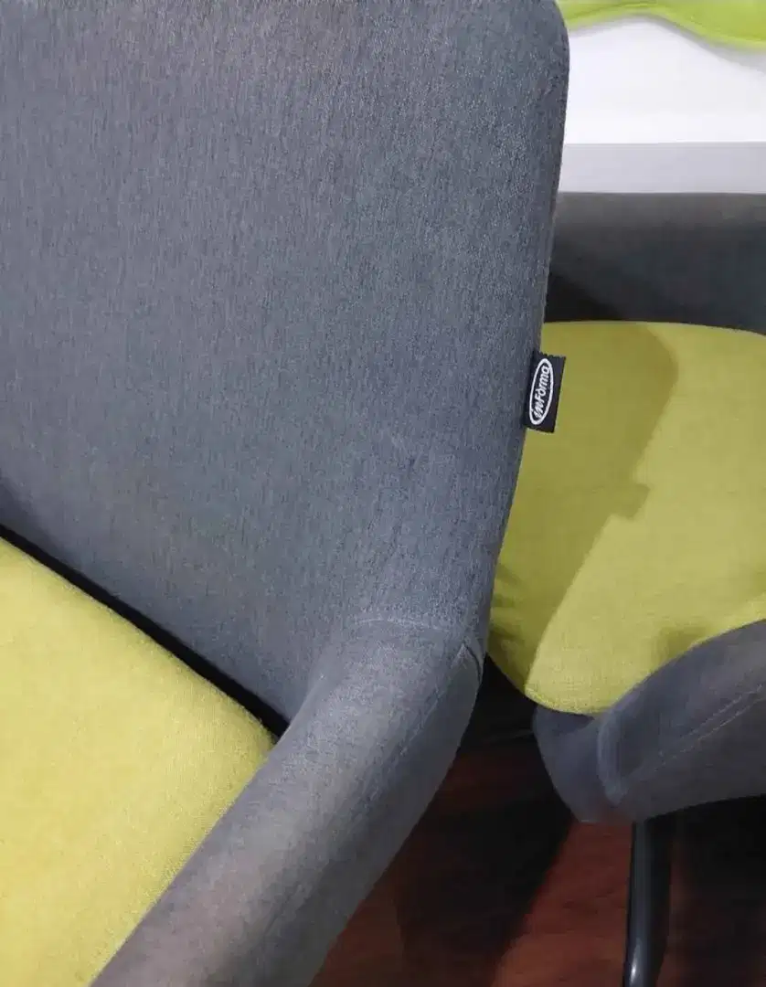 Kursi kantor foam Informa