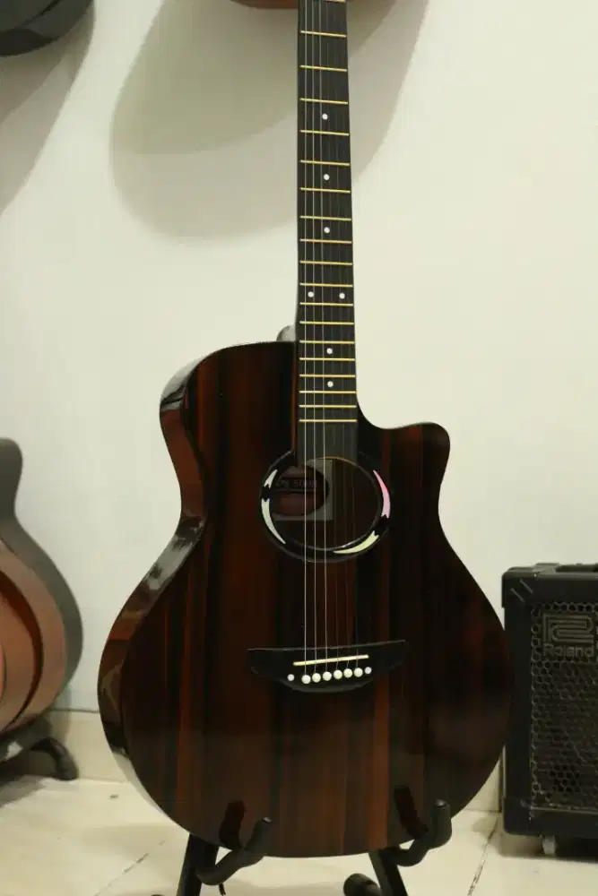 Gitar akustik Yamaha tanem besi baru siap antar cod bayar di tempat