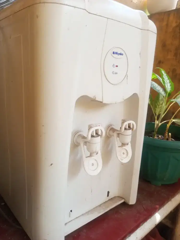 Dispenser miyako wd-190