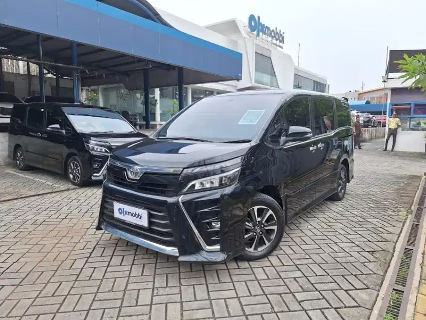 TDP Rendah Toyota Voxy 2.0 AT 2017 0HA