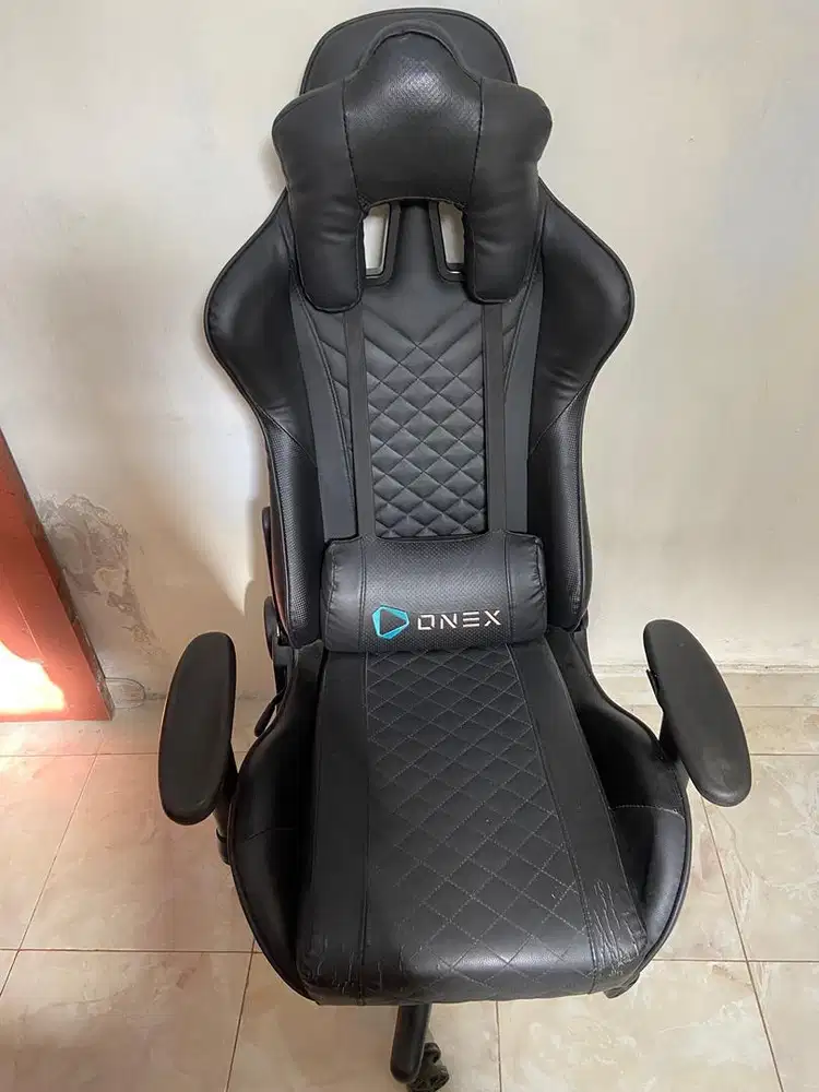 ONEX GX3 Premium Quality Gaming Chair Kursi - Hitam