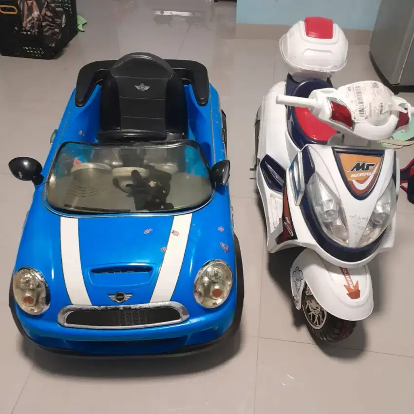 Dijual mobil dan motor aki