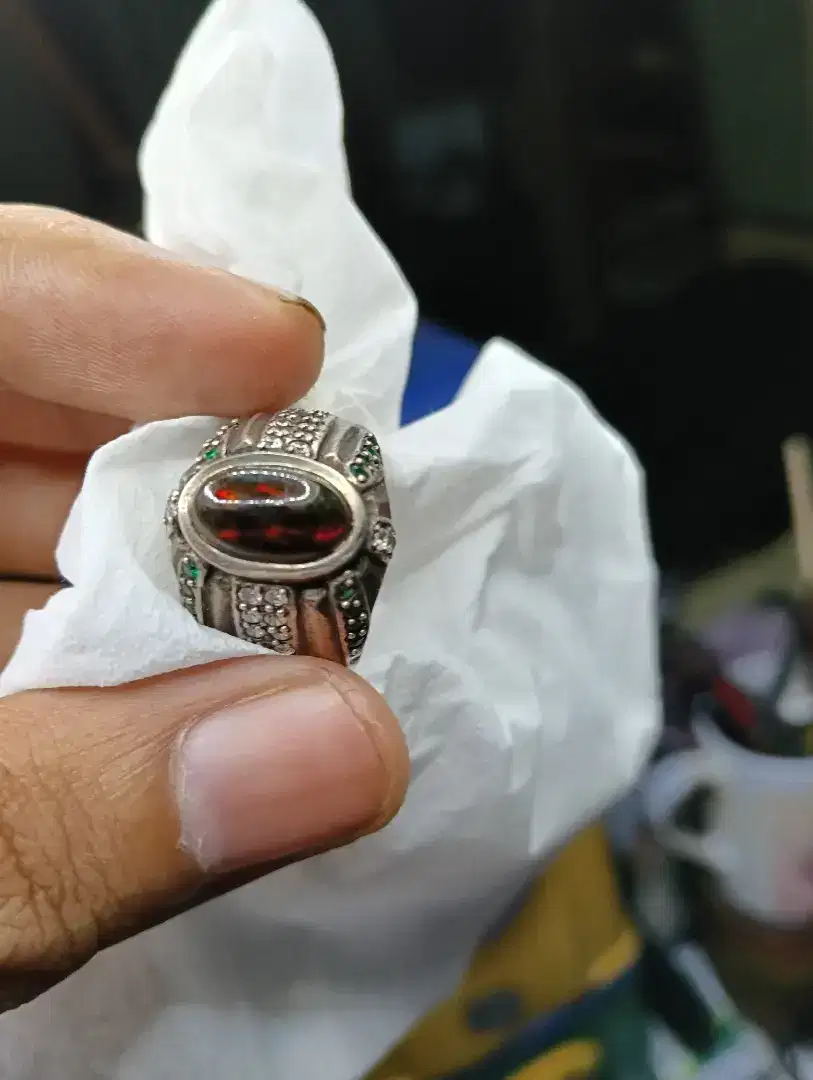 Batu Black Opal Ethiopia HC